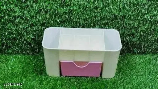 Small storage box
