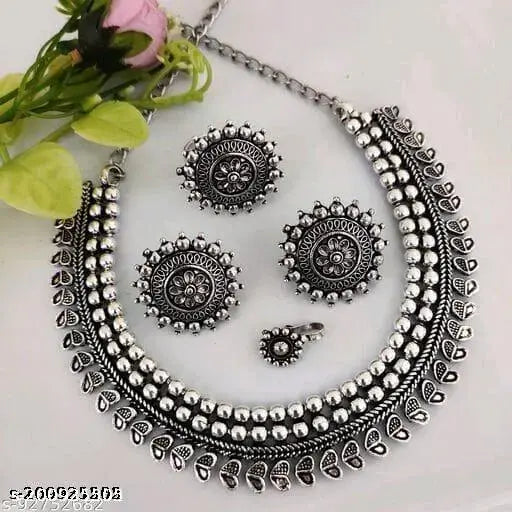 Shimmering Graceful Jewellery Sets