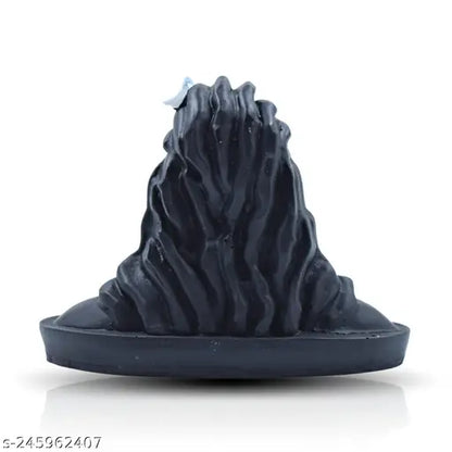 Stylish idols and figurines