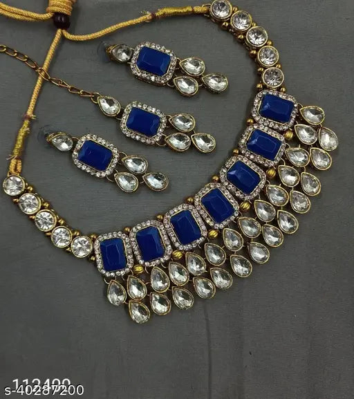 Chic Jewellery Sets