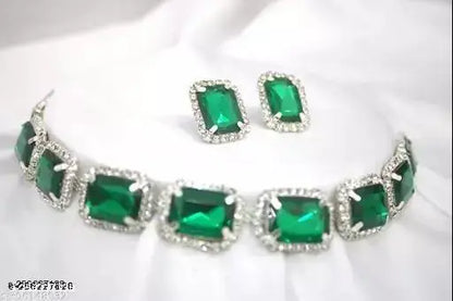 Stylish kundan and crystal necklace